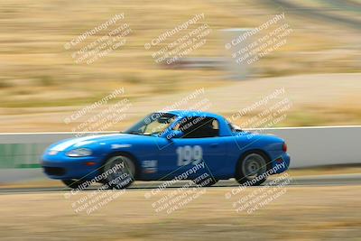 media/May-31-2025-CalClub SCCA (Sat) [[2c1a04e1ee]]/Qualifying/Group 5/Turn 4/